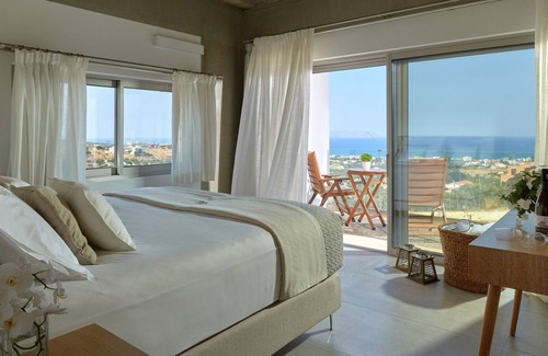 Vathianos Kampos Villa | Luxurious Villa with sea view,Heated pool & Sauna