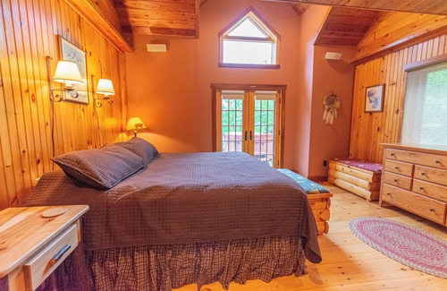 Tupper Lake Cabin | Luxurious Waterfront w/Panoramic Mountain Views, Hot Tub WIFI