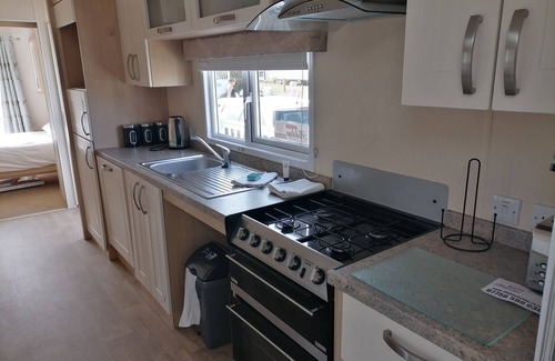 Isle of Grain House | Luxurious Wheelchair-Friendly holiday home at Allhallows