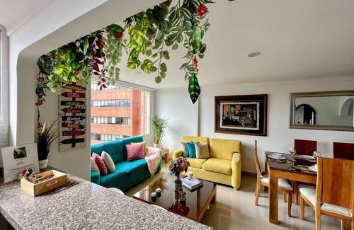 Antiguo Country Apartment | Luxurious ZonaT TRIPLEX PENTHOUSE w/Stunning ⛰Mountain Views ⛰& Private Balcony