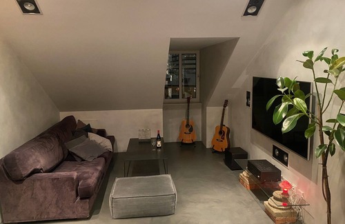 SoFo Apartment | Luxuriously attic apartment in the heart of souther Stockholm