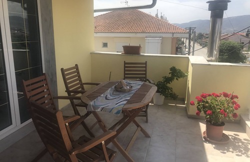 Chrysoupolis Apartment | Luxurius Apartment with Balcony near Keramoti!