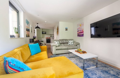 Old Town Apartment | Luxury 1 bed apartment with castle view
