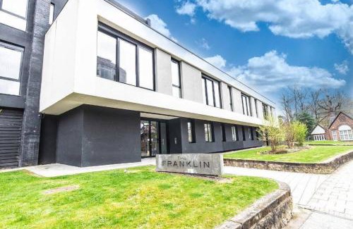 Bournville Apartment | Luxury 1 Bedroom Bournville Apartment