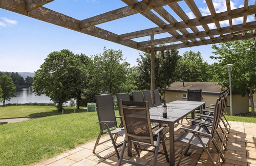 Kell am See House | Luxury 12-person bungalow in the holiday park Landal Hochwald