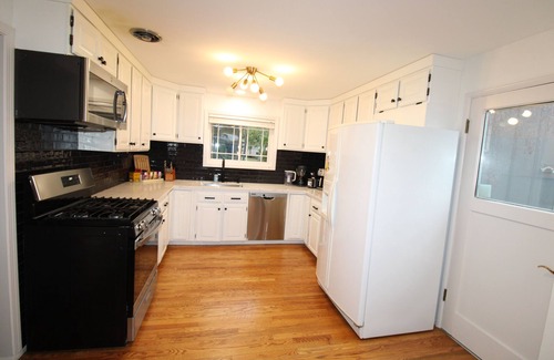 Mercer Island House | Luxury 180 degree Lake View N Mercer Island Home