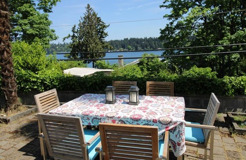 Mercer Island House | Luxury 180 degree Lake View N Mercer Island Home