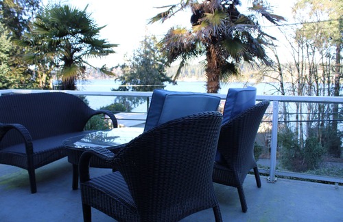 Mercer Island House | Luxury 180 degree Lake View N Mercer Island Home