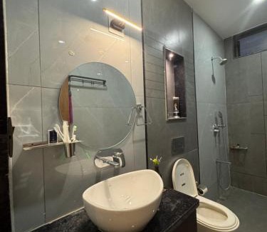 Vadodara House | Luxury 1BR in 4BHK Shared Spaces Vadodara