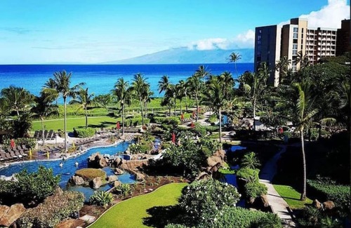 Honokowai Condo | Luxury 1BR in Prestigious Honua Kai K430
