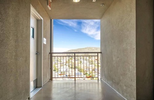 Mira Mesa Apartment | Luxury 1BR w/Spa | nr SD International Airport