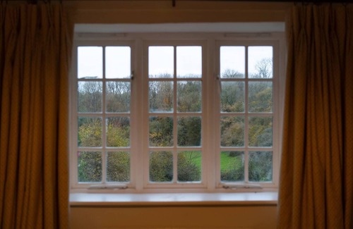 Beaminster House | Luxury 2 Bed Woodland Cottage on Rewilding Estate