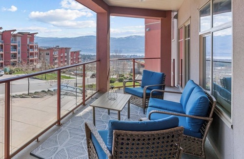 Central Okanagan Apartment | Luxury 2-Bedroom Condo with Lake & Mountain Views