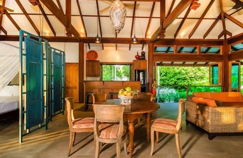 Nuea Khlong Villa | Luxury 2 Bedroom Pool Villa Baan Ton Sai !