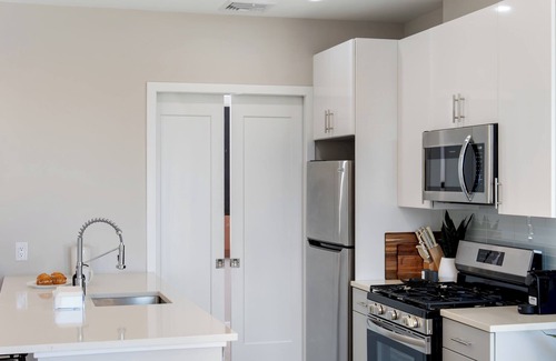 The Hill Apartment | Luxury 2BR Apt + Work-From-Home Space