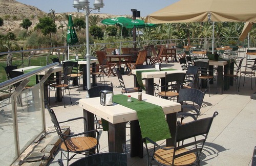 Vera Villa | Luxury 3 bed villa, private garden with pool & large roof terrace.