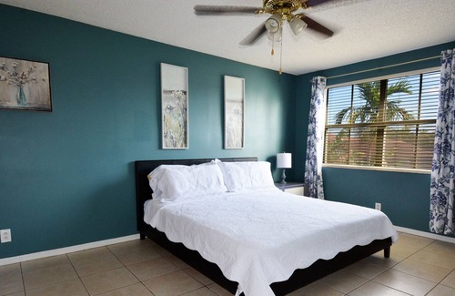 Margate House | Luxury 3BDR + Pool