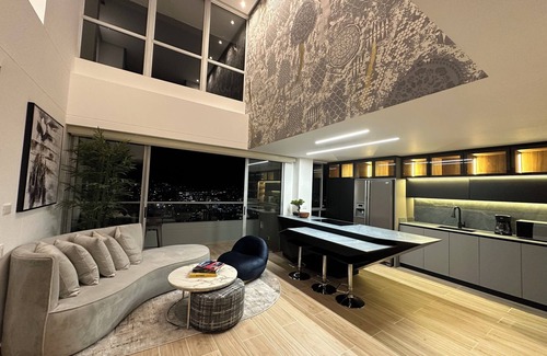 Buenos Aires Apartment | Luxury 3BR Penthouse with amazing Views located in El Poblado, Medellín.