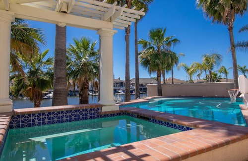 Discovery Bay House | Luxury 4 Bedroom 3.5 Bath Home with Pool and Spa on the Discovery Bay Delta