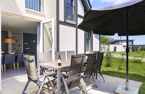 Krov House | Luxury 8-person bungalow in the holiday park Landal Mont Royal