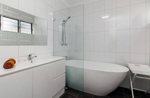 Parap House | Luxury Abode, Perfect for Families