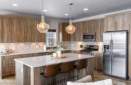 Bozeman House | Luxury Accommodations on the Park with Big Mountain Views