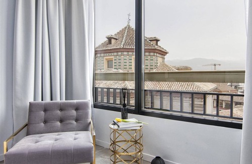 Granada City Center Apartment | Luxury Alhambra Penthouse Collection Comares