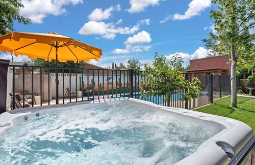 Northeast Heights House | Luxury Amenity Paradise! Sleeps 18 - Pool, Hot Tub, Game Room, Golf, Fire Pit!n