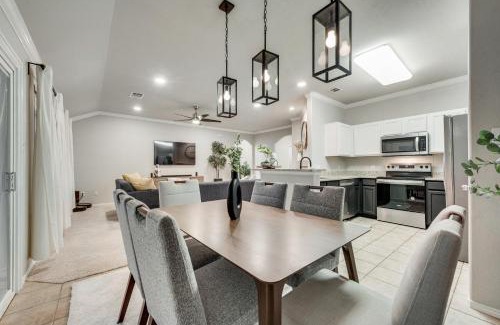 Little Elm Villa | Luxury And Cozy Home 3BD, 2BATHS