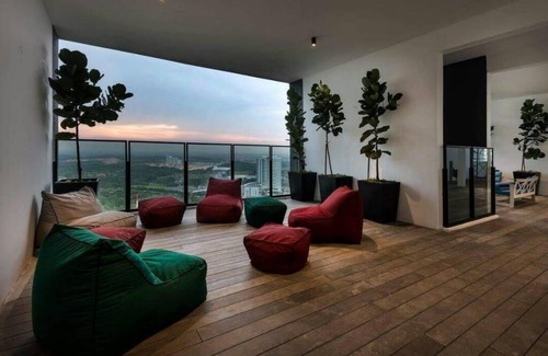 Cyberjaya Apartment | Luxury and high speed wifi Kanvas Soho F