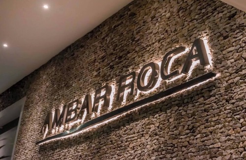 El Rodadero Apartment | Luxury and Relax! Apartment with PRIVATE JACUZZI and BBQ in front of the beach.