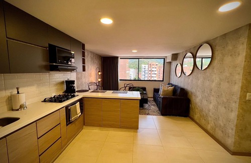 La Castellana Apartment | Luxury Apartment 2 Bedrooms - 2 Bath City View Full Equipped in Medellín