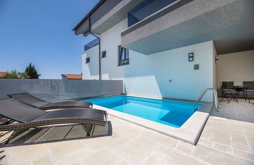 Krk Apartment | Luxury Apartment II. with a heated pool in Villa Adria Apartments