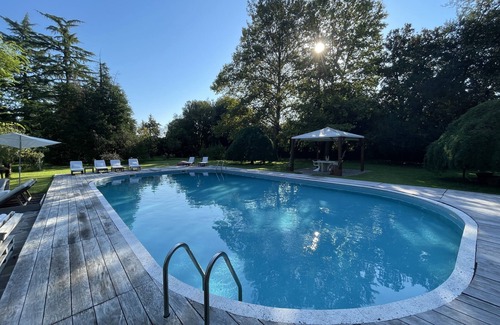 Lancenigo Apartment | [Luxury] Apartment in a historic Villa w/Gym & 4-acre Park. 5m from Treviso