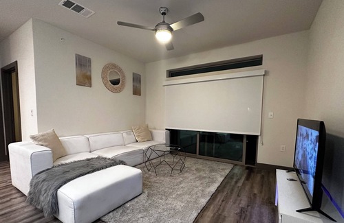 South Arlington Apartment | luxury apartment