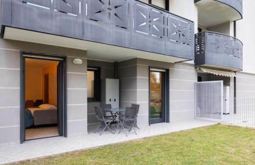 Monfalcone Apartment | - Luxury Apartment With Garden -