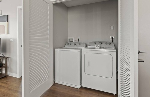Downtown Apartment | Luxury Apt with High End Amenities