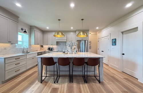 Port O Connor House | Luxury Barndo -Secure Boat Storage & Ice Maker