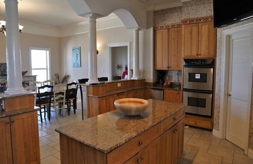 Gulf Shores House | Luxury Beach Front Home~Blue Atlantis~Hi-Speed Gaming Wifi~Bluetooth Sound System