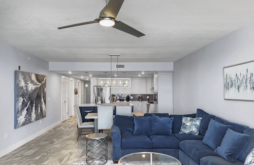 Fort Walton Beach Condo | Luxury Beachfront Bliss – Blu’s Only 2BR Condo!