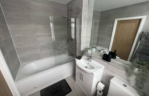 St Helens House | Luxury bungalow now available
