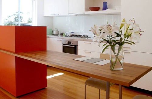 Mount Nelson House | Luxury Bushland Retreat - Outside the Box