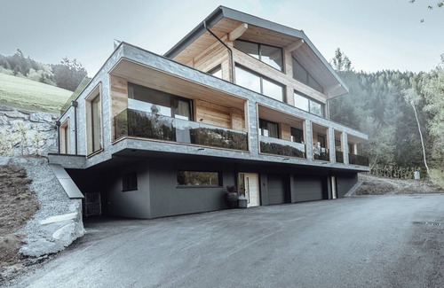 Dienten am Hochkoenig Ski Chalet | Luxury chalet "Studio 963", indoor pool, gym, elevator, cinema and more