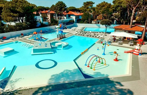 Lido degli Estensi Ski Chalet | Luxury Chalet near the sea! (no: 723)