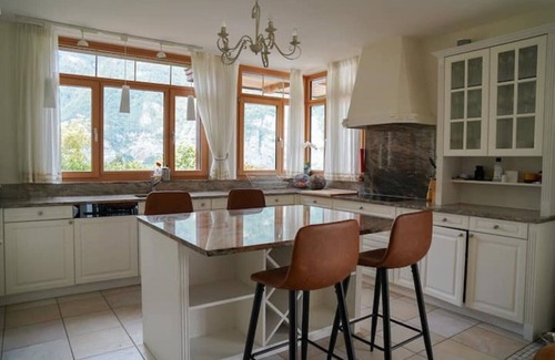 Unterterzen Ski Chalet | Luxury Chalet | Walensee | Swimming Pool | Sauna