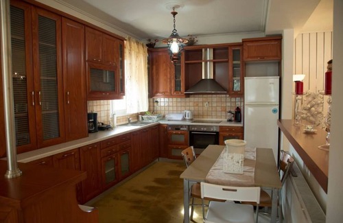 Kalambaka House | Luxury City Center Apartment
