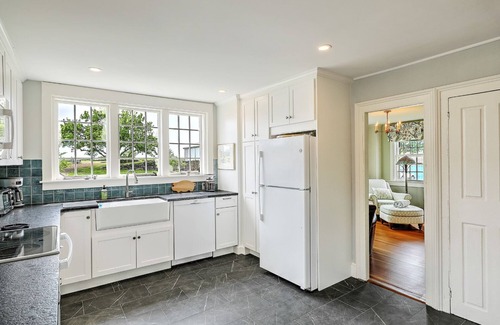 Tiverton Other | Luxury Coastal Farmhouse Steps from the BeachnEntire HousenSleeps 6