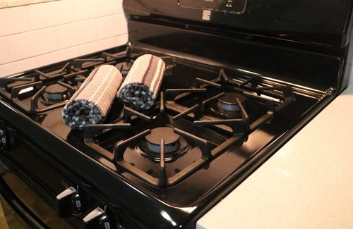 East Norwich House | Luxury Condo Apt. for 4: Persons: w/ Pvt. Entrance