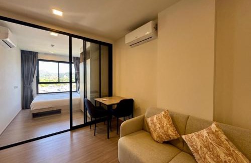 Kathu Apartment | Luxury cosy condo in Kathu centre