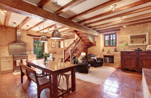 Beynac-et-Cazenac House | Luxury Cottage Next to Medieval Castle with Stunning Valley Views!